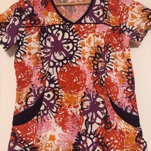 Women’s scrub top